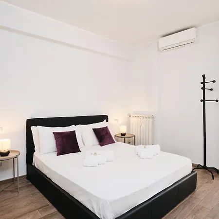 A Few Minutes From The Colosseum - Free Wi-fi & Netflix 아파트