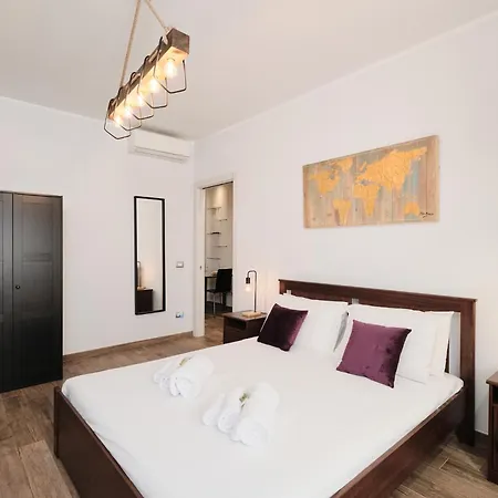 アパート A Few Minutes From The Colosseum - Free Wi-fi & Netflix