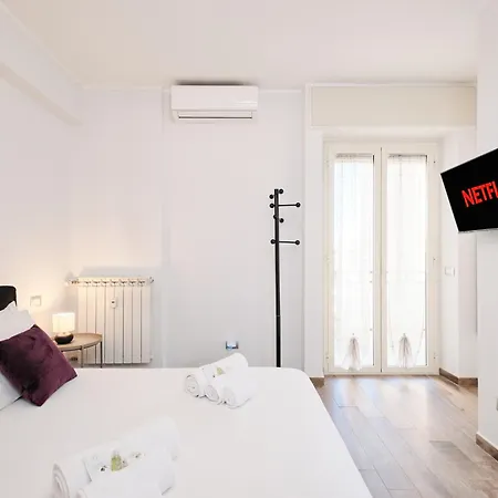 A Few Minutes From The Colosseum - Free Wi-fi & Netflix